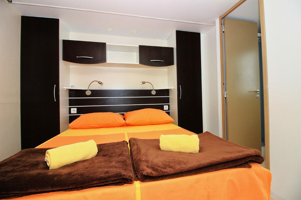 Apartments Irena 耶泽拉 外观 照片